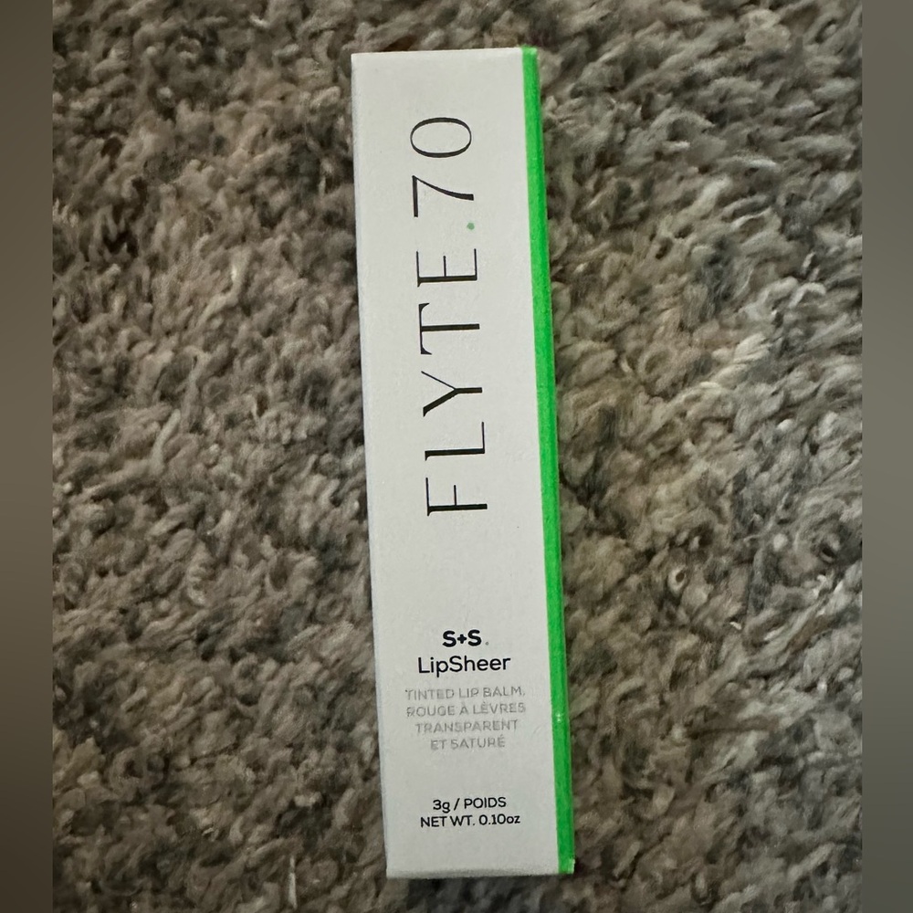 ⭐️ 3/$20 Flyte.70 Lip Sheer Lip Balm (Roam)